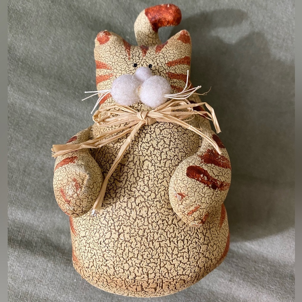 Vintage Primitive Folk Art Crackle cat kitty. #7